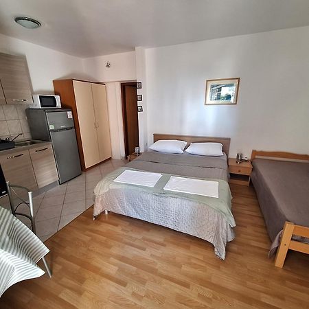 Apartments Andabaka Vodice Exterior photo