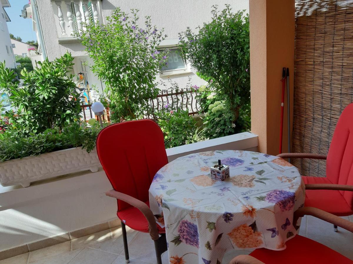 Apartments Andabaka Vodice Exterior photo
