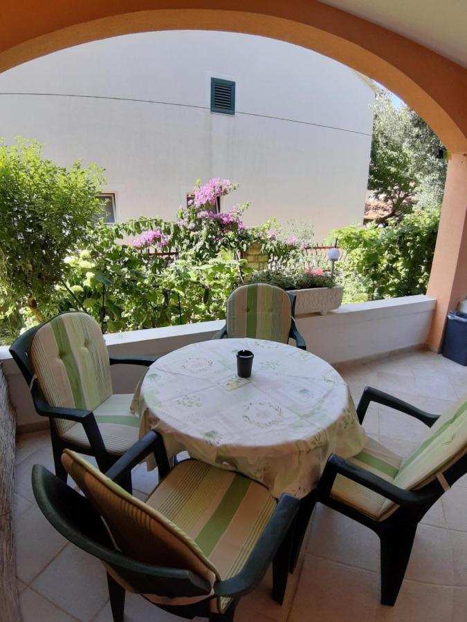 Apartments Andabaka Vodice Exterior photo