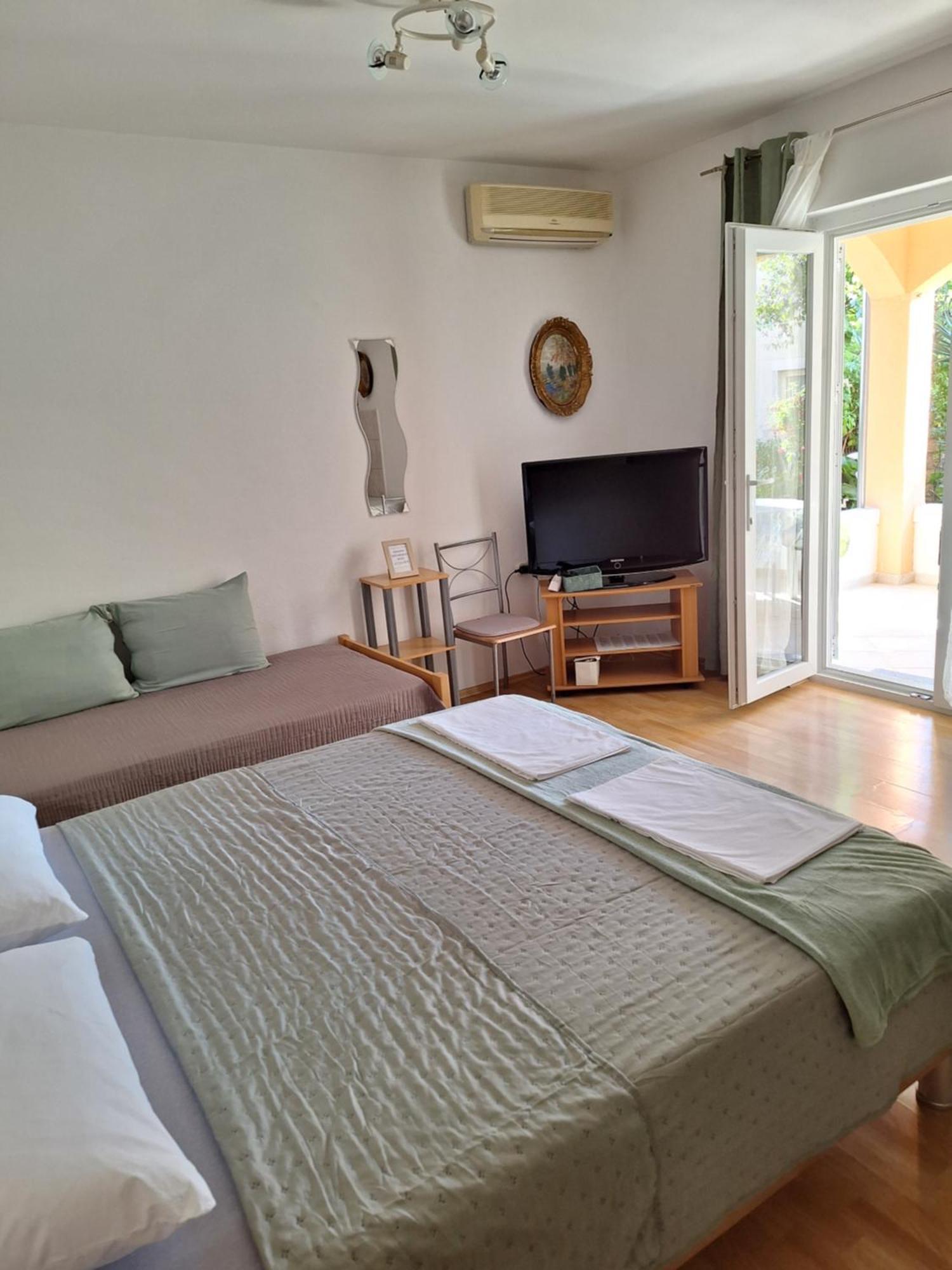Apartments Andabaka Vodice Exterior photo